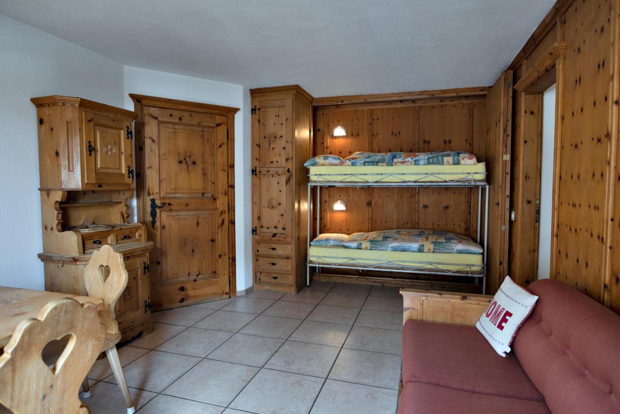 Silva Appartments And Rooms Silvaplana Quarto foto
