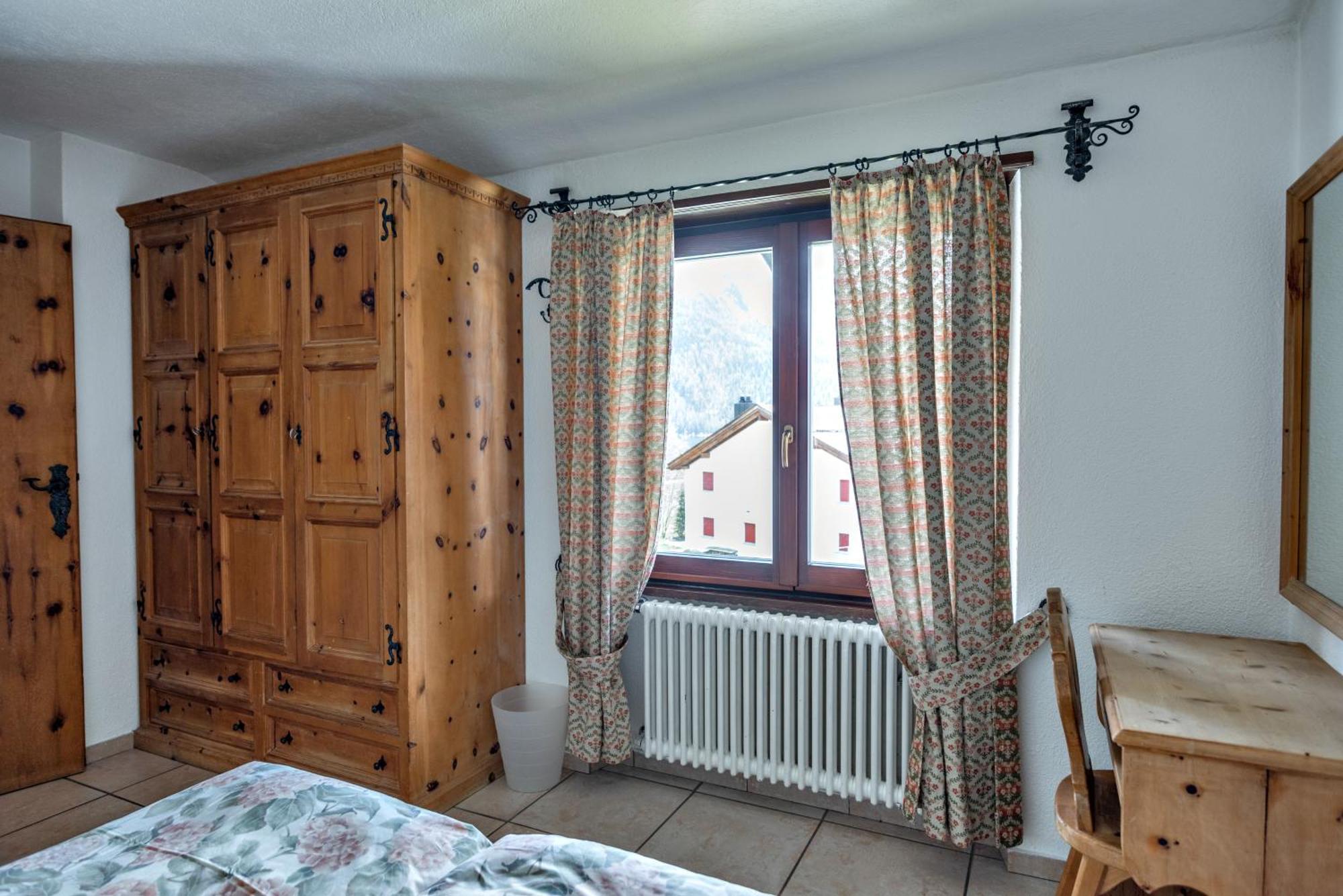 Silva Appartments And Rooms Silvaplana Quarto foto